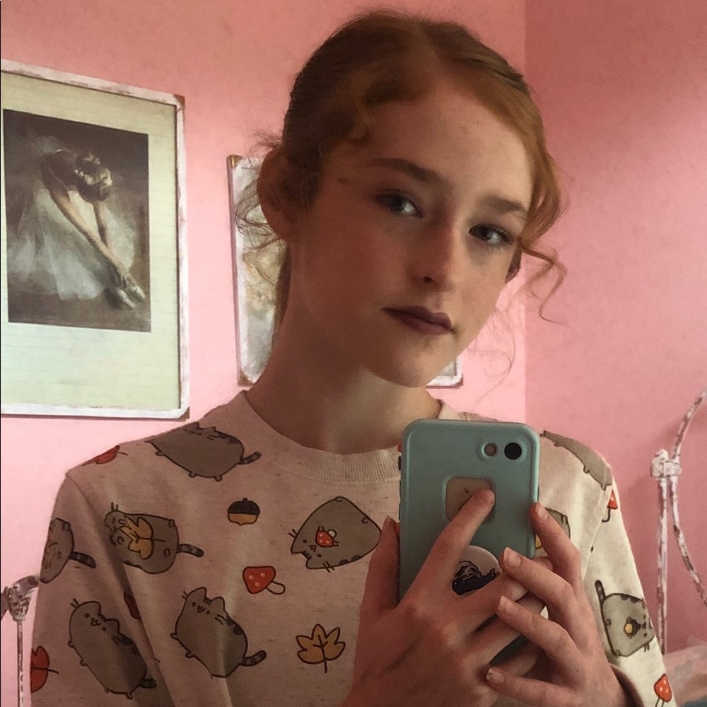 Meet your Posher, Abigail
